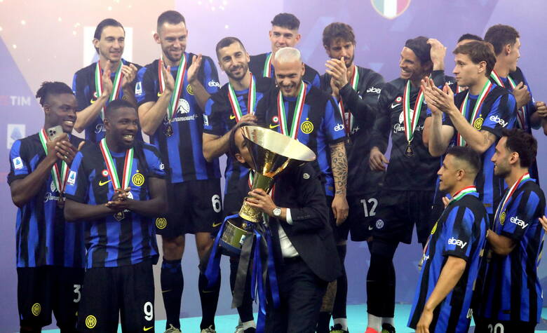 Empoli z Polakami w składzie tylko zremisowało z Udinese. Sassuolo spada do Serie B. Inter świętował tytuł mistrzowski