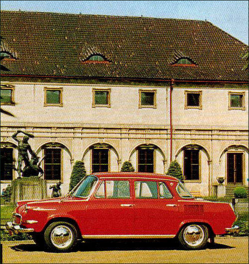 Wprowadzenie do małoseryjnej produkcji w Kvasinach w 1966 roku, rasowo stylizowanego modelu MBX z nadwoziem typu hardtop nie satysfakcjonowało w pełni