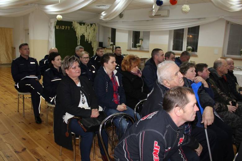 Debata społeczna na temat funkcjonowania posterunku policji w Nieborowie [ZDJĘCIA]
