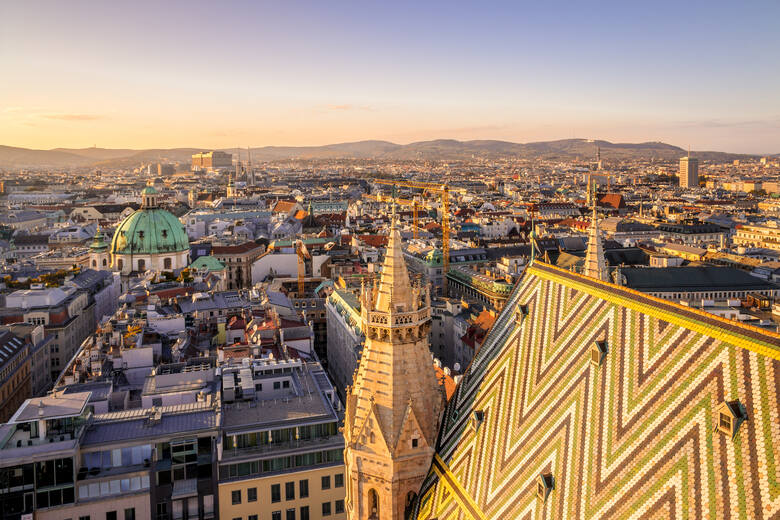Panorama Wiednia podziwiana z wieży katedry św. Szczepana