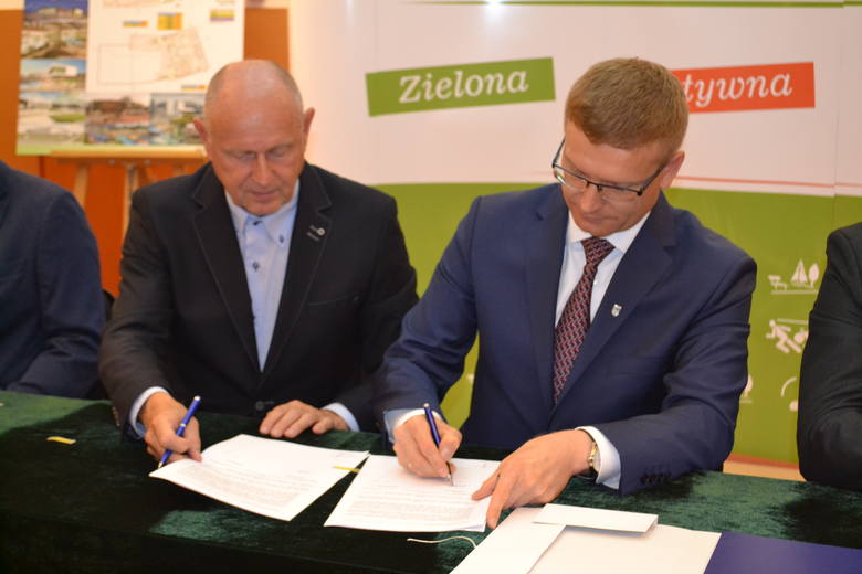 Aquapark w Częstochowie: Umowa na budowę parku wodnego podpisana