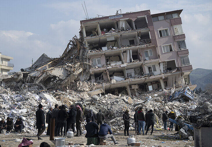 Trzęsienie ziemi o sile 7,8 stopni Richtera nawiedziło południowo-wschodnią Turcję i Syrię nad ranem 6 lutego