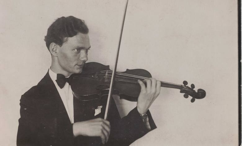 Alfred Tasarek pięknie grał na skrzypcach. Ukochany instrument stracił wkrótce po wybuchu wojny, we wrześniu 1939.