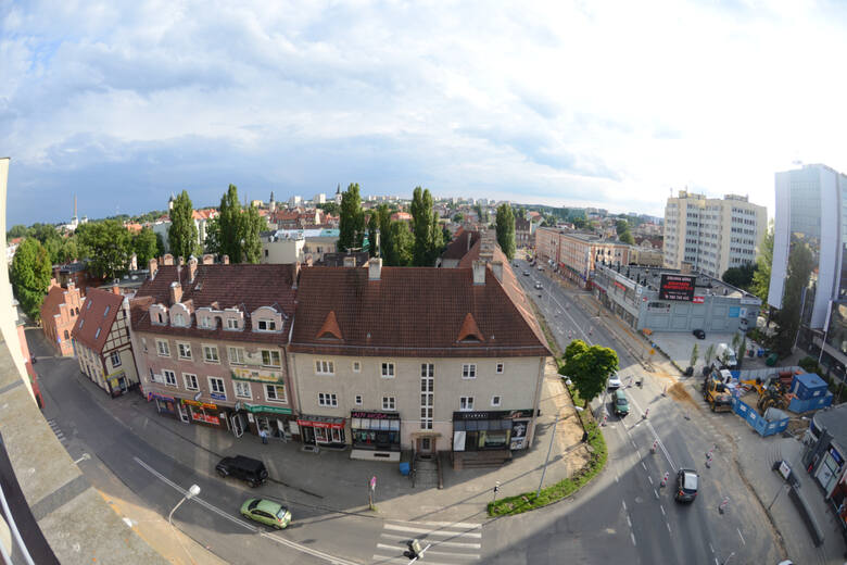 O tym, że przy ul. Bohaterów Westerplatte brakuje zieleni mówi się już od czasu gruntownego remontu, jaki przeszła ta miejska arteria