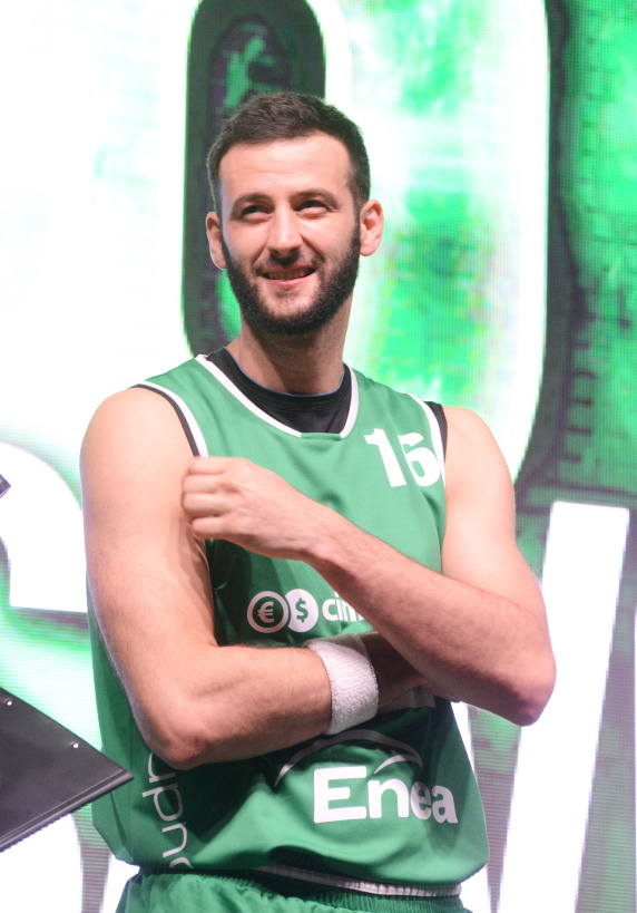 Nowy zawodnik Boris Savouić
