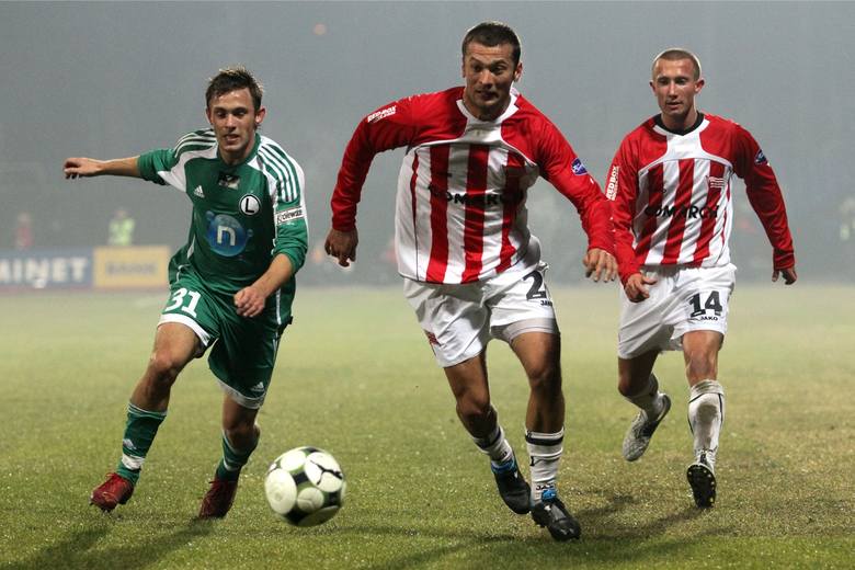 Łukasz MierzejewskiGrał w Legii w latach 2000 - 2001, w 13 meczach zdobył 1 gola, wywalczył mistrzostwo Polski w 2001 r. W Cracovii grał w latach 2009