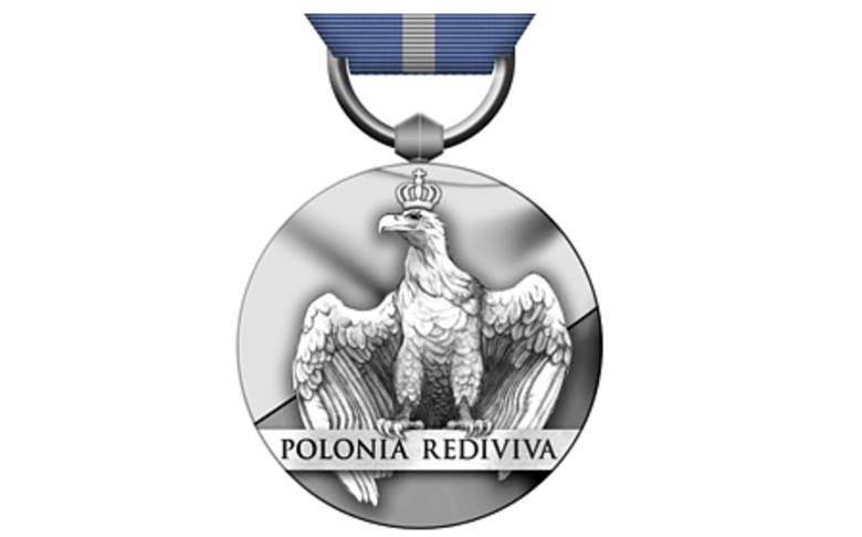 Medal Stulecia Odzyskanej Niepodległości.