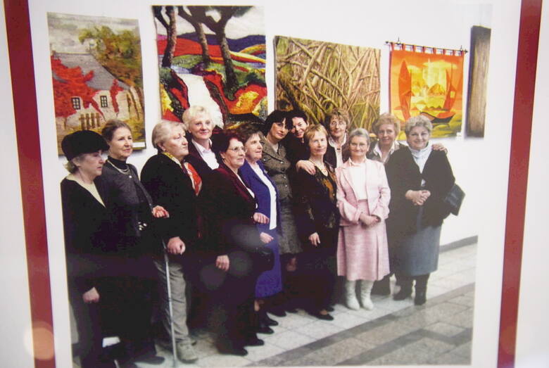 Wystawa "Dotknąć marzeń", zorganizowana z okazji 35-lecia Klubu Tkaniny Artystycznej "Anna" w Wojewódzkiej i Miejskiej