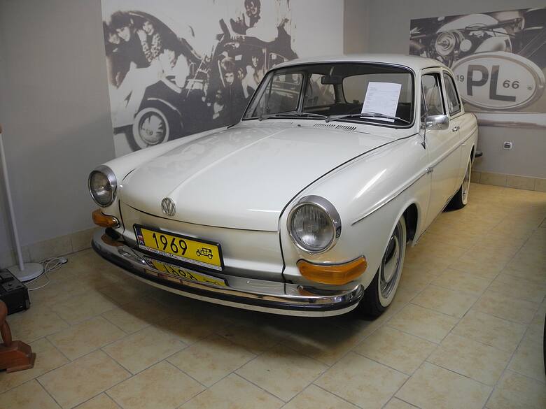 Muzeum Volkswagena w PępowieVolkswagen Typ 3 1500/1600 - 2 drzwiowy sedan. Rocznik 1969.fot. Wojciech Frelichowski