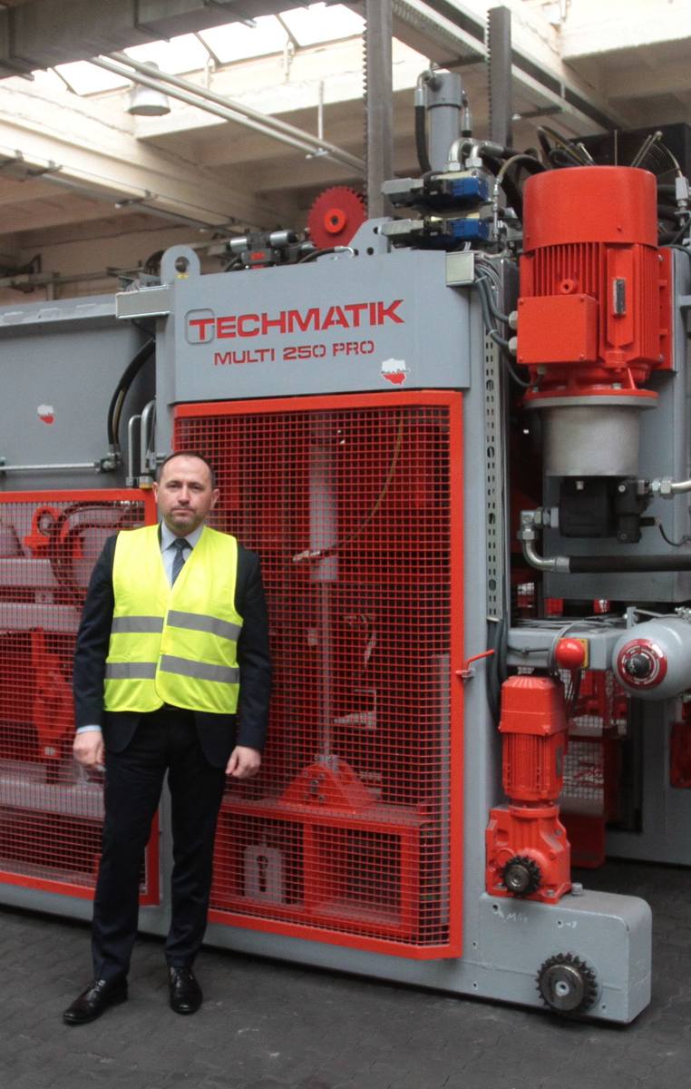 Spółka Techmatik z Radomia to światowy potentat w budowie maszyn do produkcji kostki brukowej
