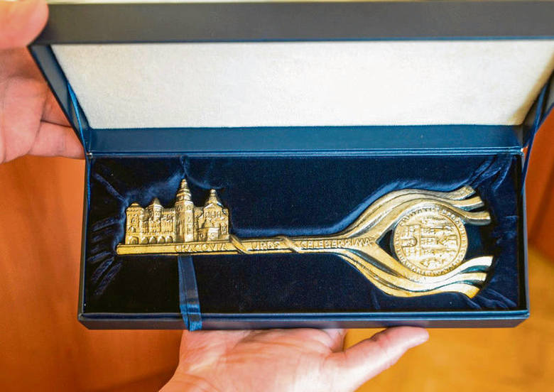 Ten klucz do miasta otrzyma dziś Ojciec Święty od prezydenta Krakowa