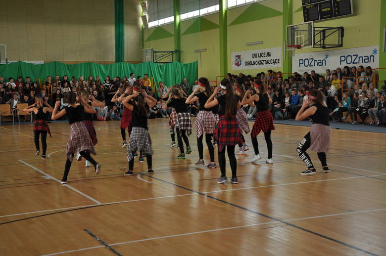 Dzień Tańca w krzesińskim liceum