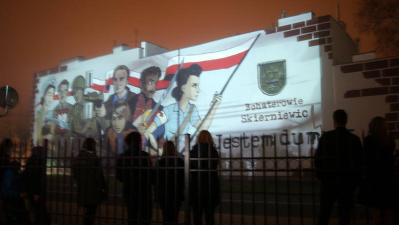 „Ożywienie" muralu w ramach podsumowania akcji „Jestem dumny" w Skierniewicach [ZDJĘCIA]