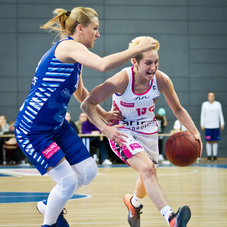 Juli McBride jeszcze w barwach Artego Bydgoszcz.