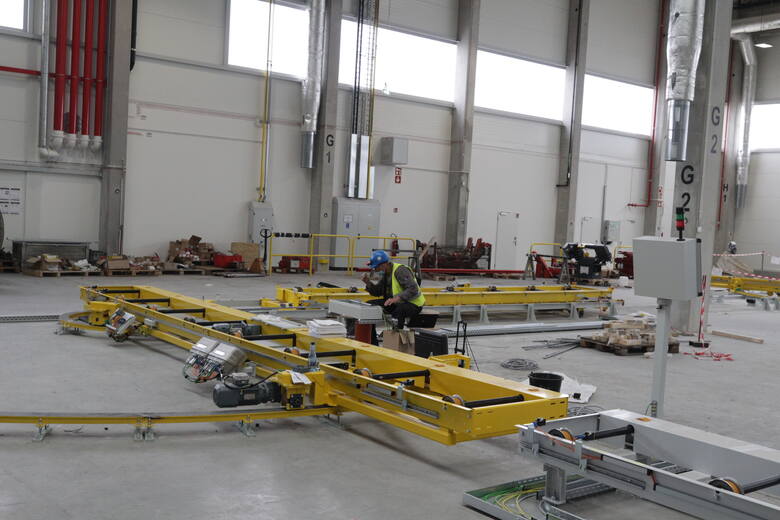 Tak prezentuje się nowa hala produkcyjna, w której będą powstawały samochody dostawcze w Gliwicach. Zobacz zdjęcia >>> 
