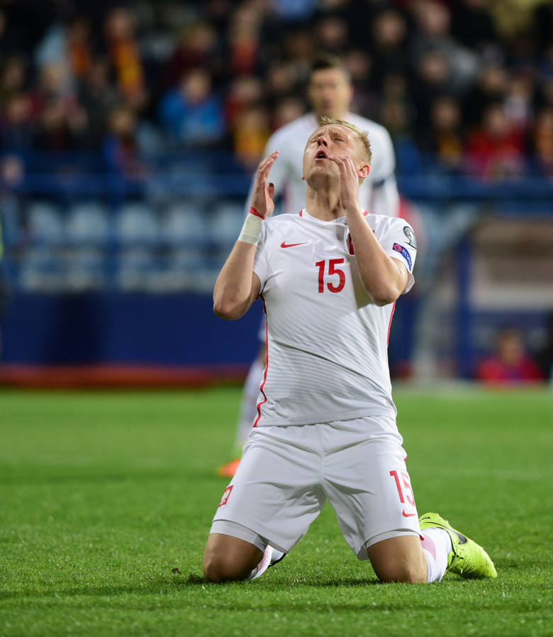 Ogłoszenie kadry Polski na Mundial 2018: Adam Nawałka skreślił dziewięciu piłkarzy. Kamiński może pojechać za Glika [ZAPIS RELACJI NA ŻYWO]
