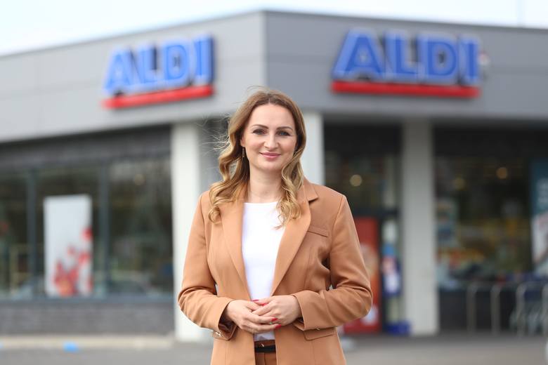 Eliza Polak, kierownik sprzedaży w sieci handlowej ALDI w Polsce. To niemiecka sieć, obecna w Polsce od 12 lat. Zatrudnia w naszym kraju ponad 2500 osób, ma 140 sklepów