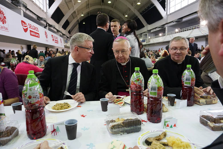 W 2015 r. doszło do spotkania prezydenta Jacka Jaśkowiaka z arcybiskupem Stanisławem Gądeckim. Prezydent zapowiedział też, że przygotuje listę tematów