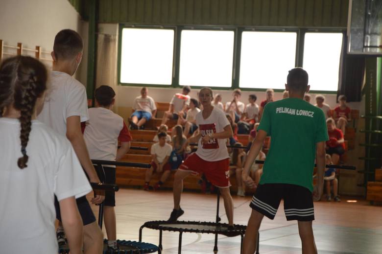 I Igrzyska Sportowe w Szkole Podstawowej nr 2 w Łowiczu [Zdjęcia]