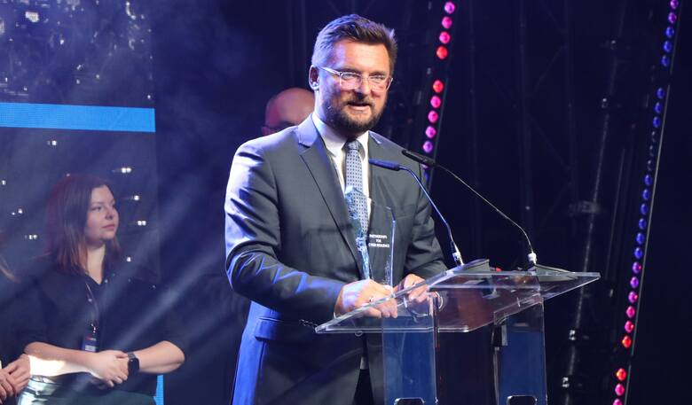 Cyber Award 2023 uhonorowano w tym roku Marcina Krupę, prezydenta Katowic. W ten sposób doceniono to wszystko co robi on w zakresie cyberbezpieczeńs