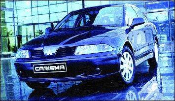 Mitsubishi Carisma model 2002