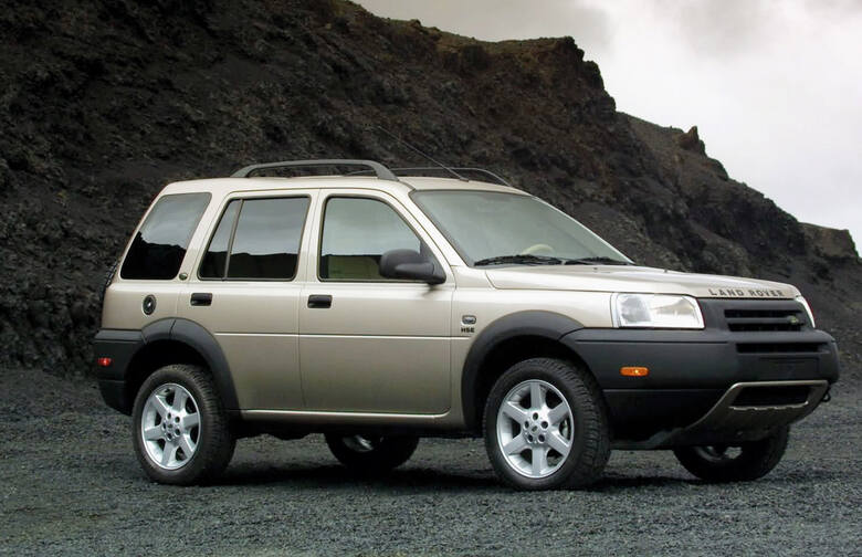 Land Rover  Freelander (1997-2006). Najczęstsze problemy: Mało trwała przekładnia kątowa, odpowiedzialna za dostarczenie napędu na oś tylną; Trwałością