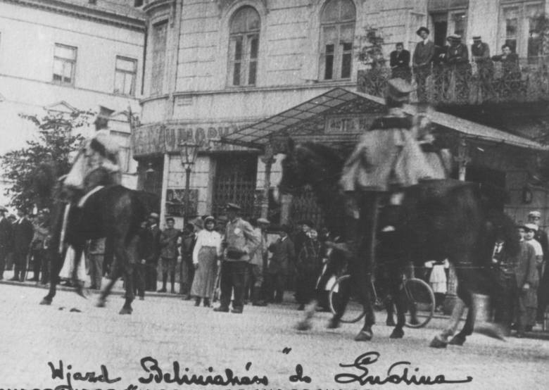 Beliniacy wjeżdżają do Lublina, 30 lipca 1915 r.  