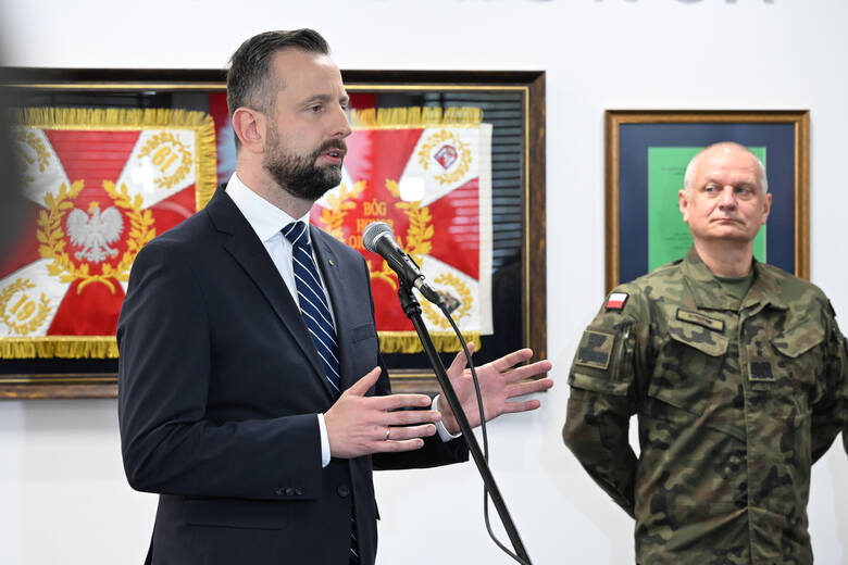 Wicepremier i minister obrony narodowej Władysław Kosiniak-Kamysz wizytował w piątek 19 Lubelską Brygadę Zmechanizowaną