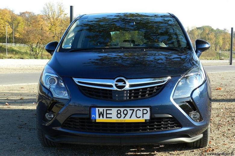 Opel Zafira Tourer 2.0 CDTI ,  Fot: Robert Kulczyk – Info-Ekspert