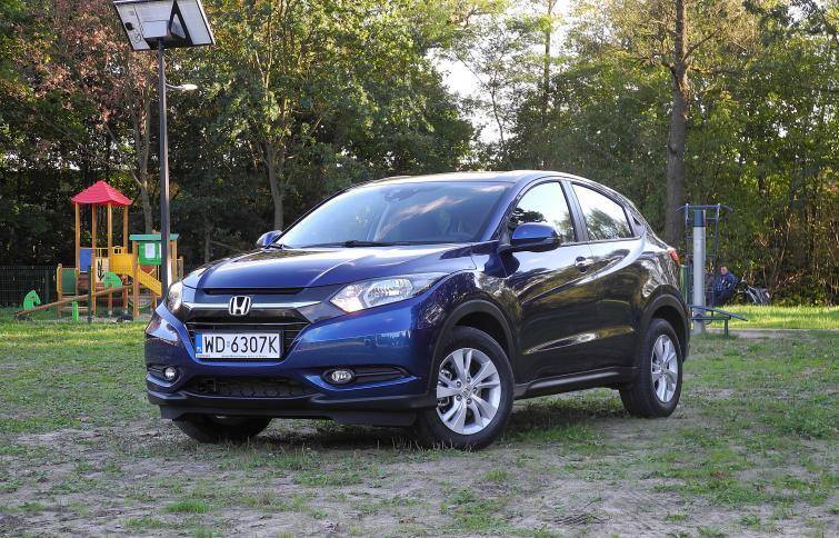 Honda wprowadziła na polski rynek nowy model HR-V. Auto, podobnie jak poprzednik sprzed lat, jest SUV-em. Ceny nowego samochodu rozpoczynają się od kwoty