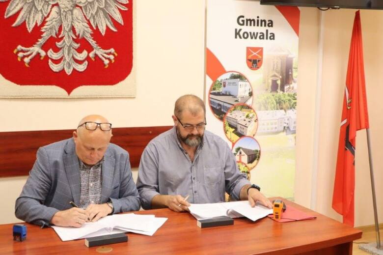 Podpisanie umowy na budowę przedszkola przy PSP Mazowszany