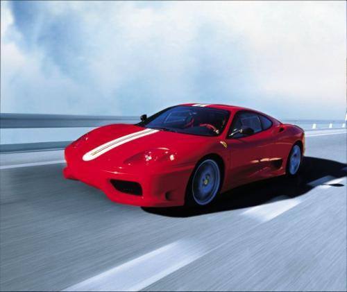 Fot. Ferrari: Czerwony lakier – podobno z takim tylko powinno się kupować Ferrari.