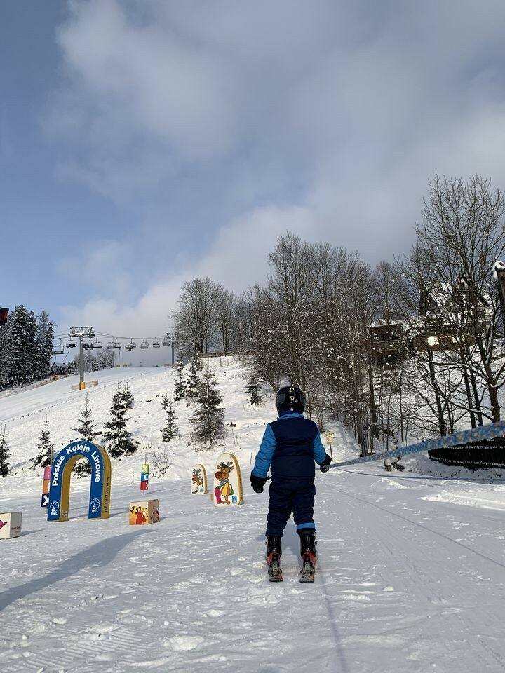 Na Mosornym Groniu jest także miejsca dla mniej wprawionych narciarzy i początkujących