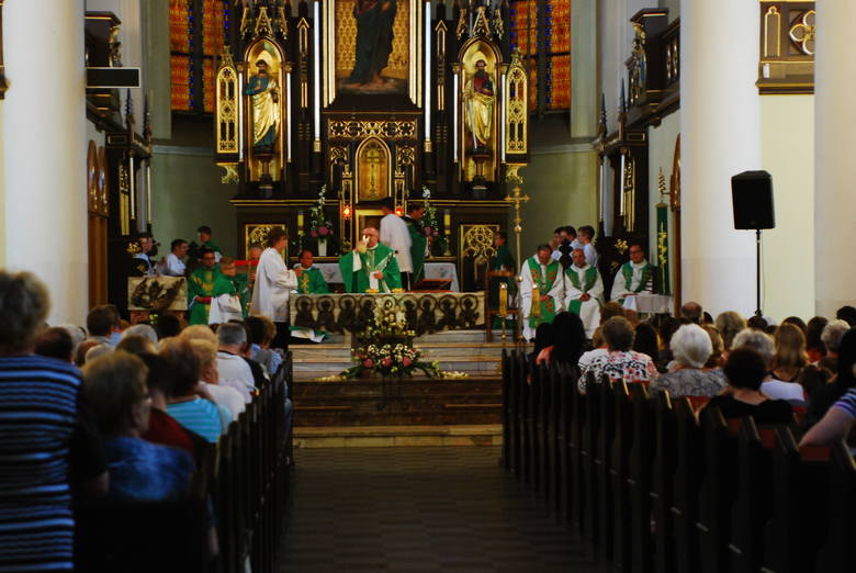 ŚDM w Rudzie Śląskiej: Pielgrzymi z Włoch skosztowali przysmaków w parafii Ścięcia Jana Chrzciciela