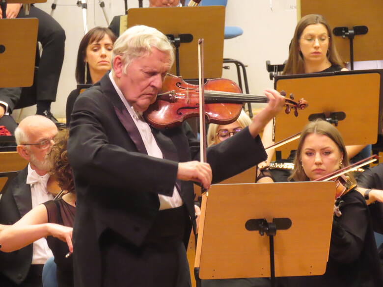 Do Filharmonii Zielonogórskiej wróciła twórczość Piotra Czajkowskiego i to w jakim wykonaniu!