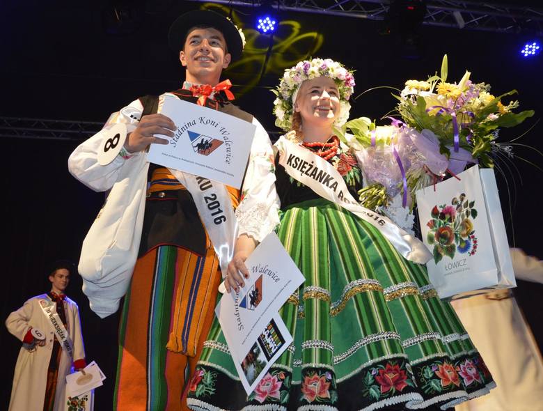 Weronika Agnieszka Mońka z Zielkowic oraz Przemysław Jacek Błaszczyk z Łowicza zostali zwycięzcami burmistrzowskiego konkursu na Księżankę i Księżaka Roku 2016