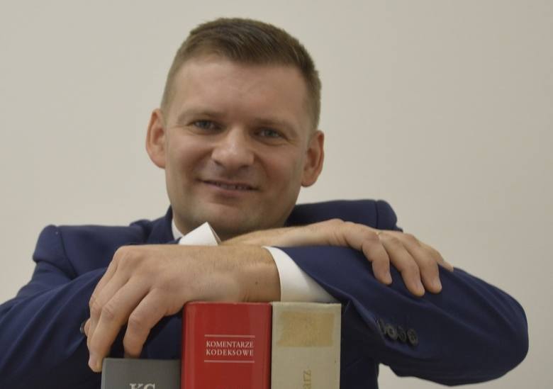 Tomasz Gierczak, miejski rzecznik konsumentów w Gorzowie radzi, aby nie płacić rachunków za energię firmie Hermes Energy Group