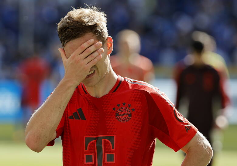Joshua Kimmich (Bayern) rozpacza po nieudanym sezonie.