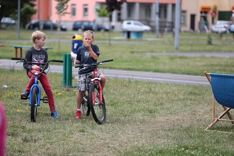 Podsumowanie półkolonii z garstką dzieci w Skierniewicach