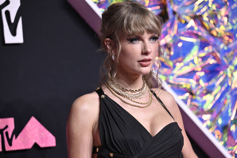 33-letnia amerykańska artystka Taylor Swift została utytułowana przez tygodnik "Time" jako Człowiek Roku 2023
