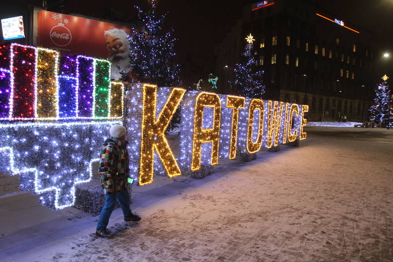 Katowice w świątecznym blasku [ZDJĘCIA 360]
