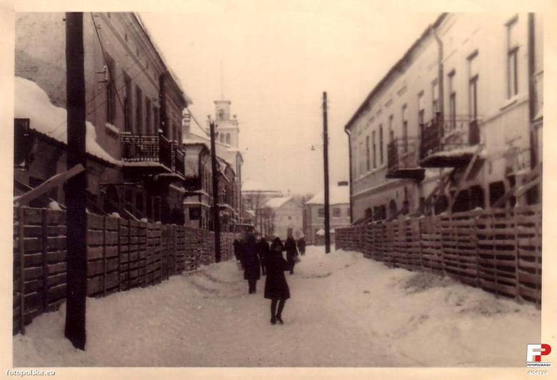 Lata 1940-1944. W skierniewickim getcie. Ul. Stefana Batorego