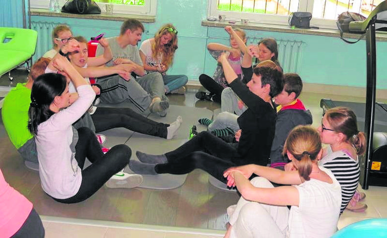 W Gimnazjum numer w Tarnobrzegu po sukcesie wcześniejszych inicjatyw związanych z rehabilitacją przyszła pora na kolejne programy dla najmłodszych.