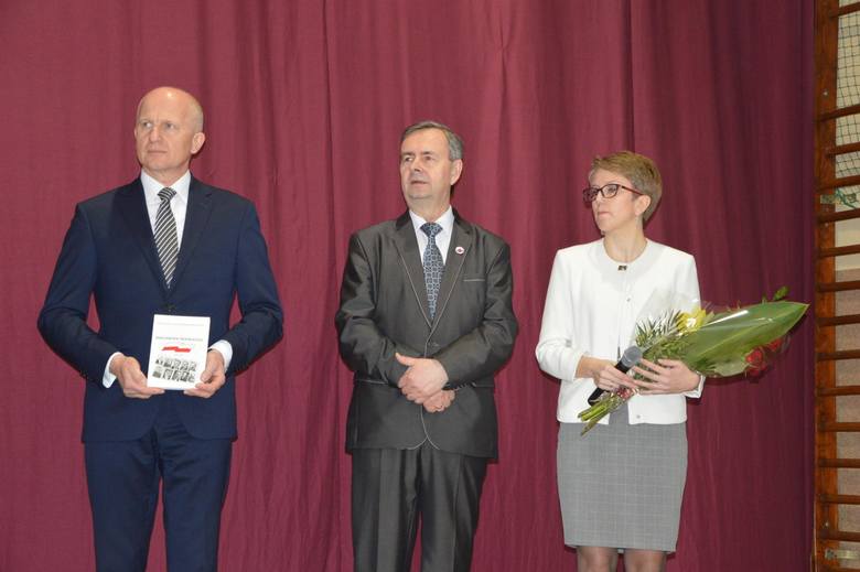 Zjazd przedstawicieli najstarszych szkół w I LO w Łowiczu [ZDJĘCIA]