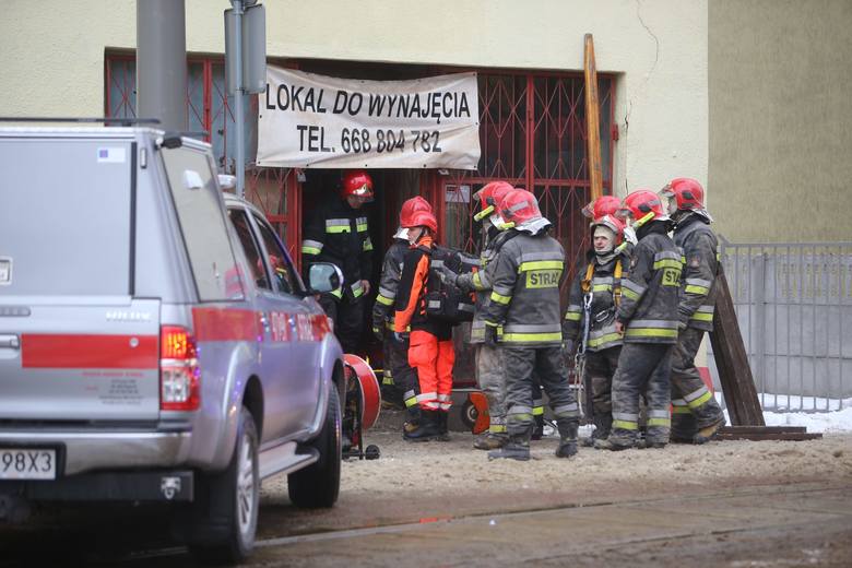 W katastrofie budowlanej w Szopienicach rannych zostało czterech mężczyzn