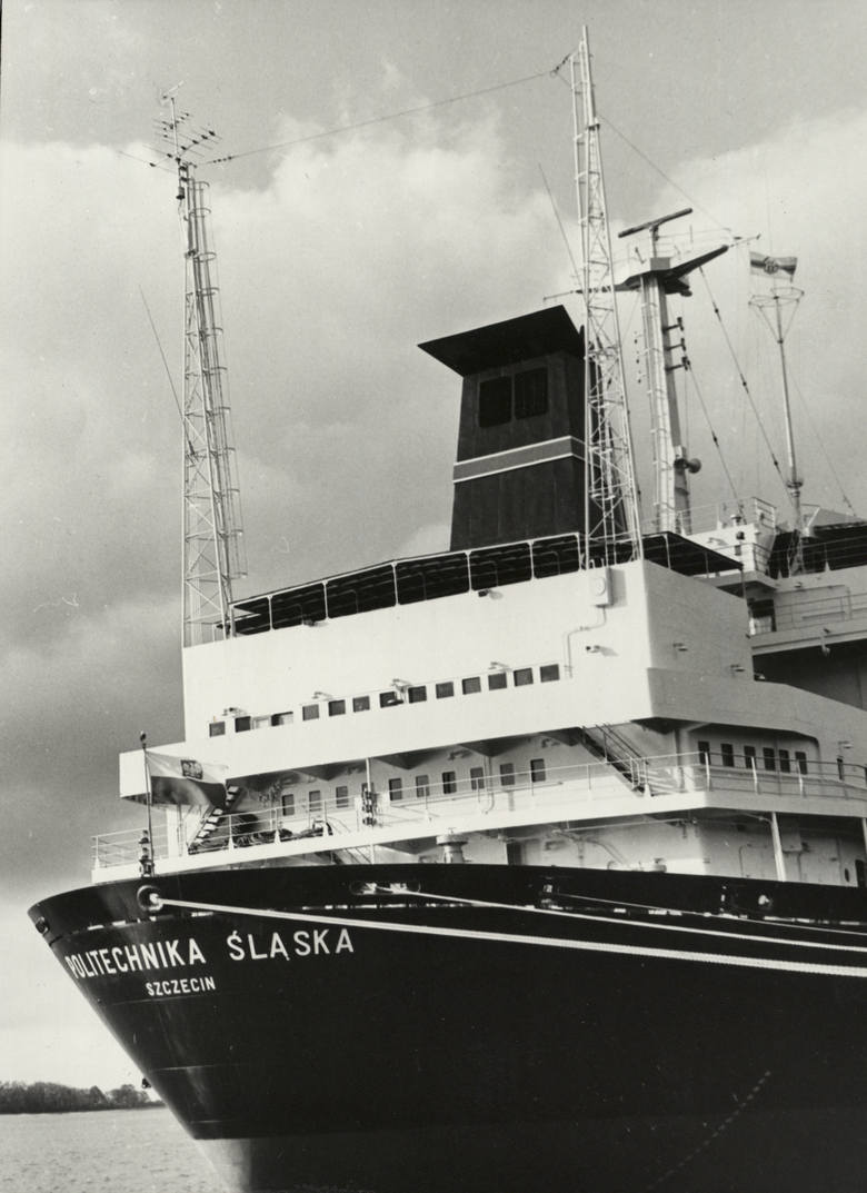 Czy wiecie, że Uniwersytet Śląski miał kiedyś własny statek?