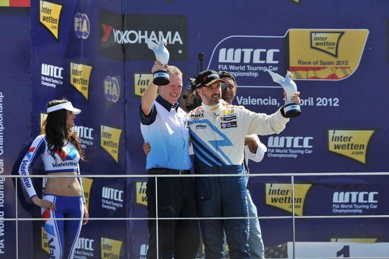 Kolejne podwójne zwycięstwo Chevroletów Cruze w Walencji, Fot: Chevrolet