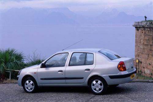 Fot. Renault: Najtańszym samochodem w naszym kraju dostępnym z silnikiem wysokoprężnym jest Renault Thalia napędzana silnikiem 1,5 l o mocy 65 KM, która