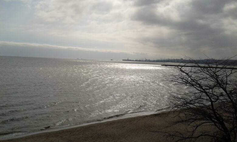 Mariupol. Plaża na Morzem Azowskim. Teraz miasto rozpaczliwie walczy o przetrwanie