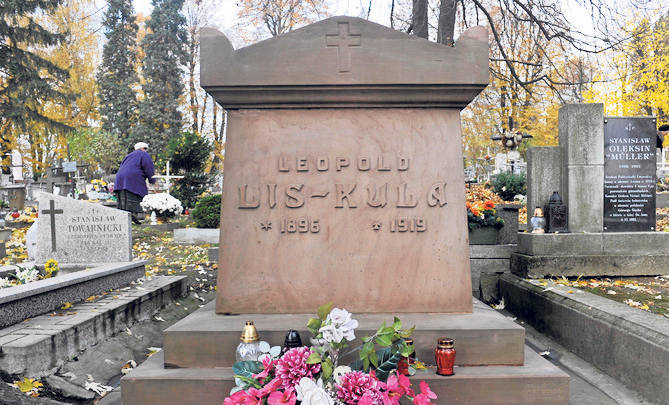 Leopold Lis - Kula spoczywa na cmentarzu Pobitno w Rzeszowie